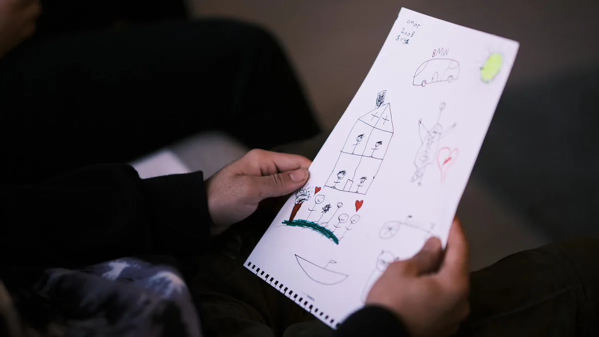 Missä sun perhe on? -podcastin kansikuva